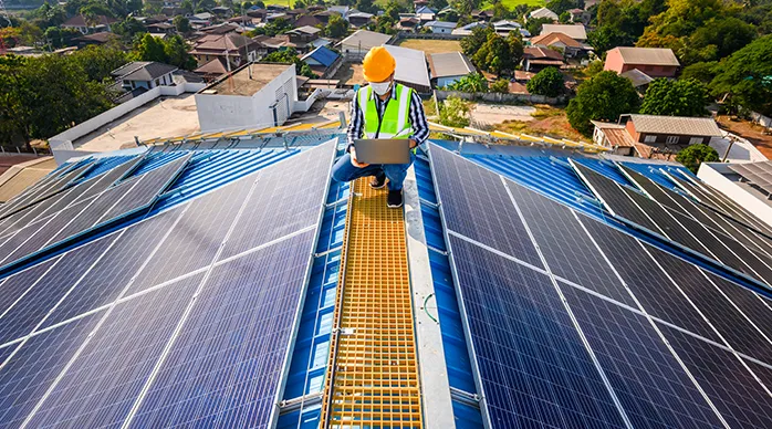 Installation Solar Photovoltaik PV Dach Handwerker